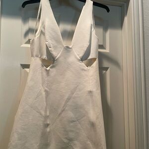 Halston Heritage Ivory V-Neck High Low Dress